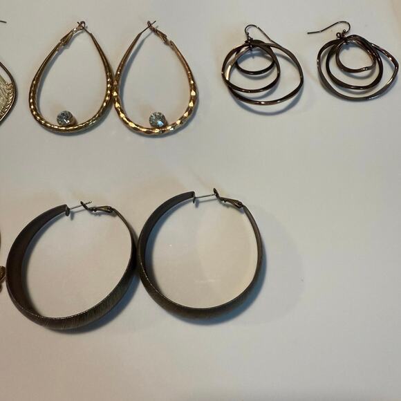 Lot of 5 Statement Dangle Earrings Mixes Styles All Wearable - Picture 3 of 3